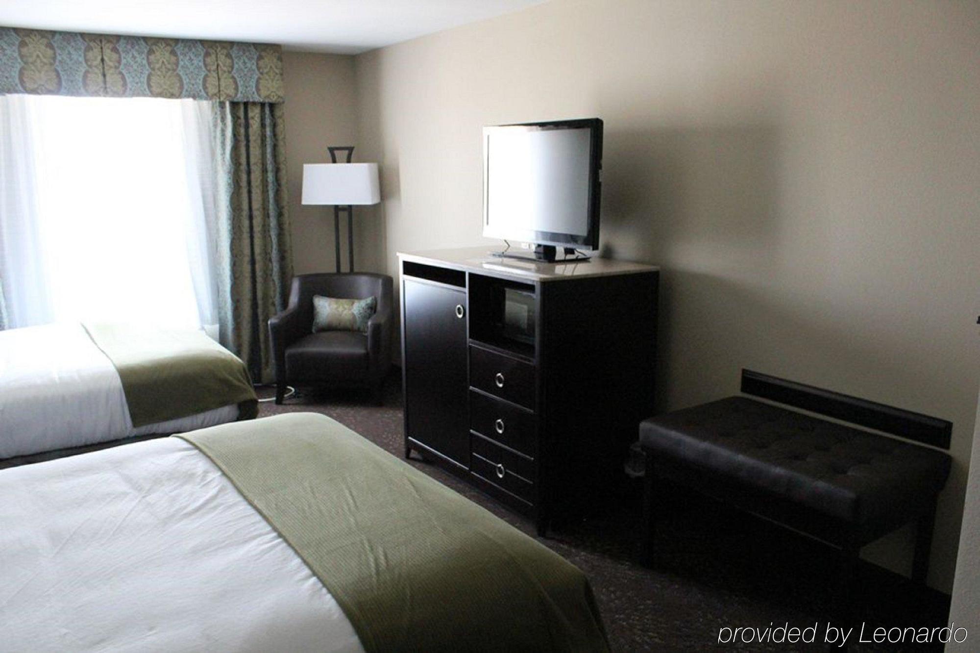 Express - Lea By Ihg Hotel Albert Lea