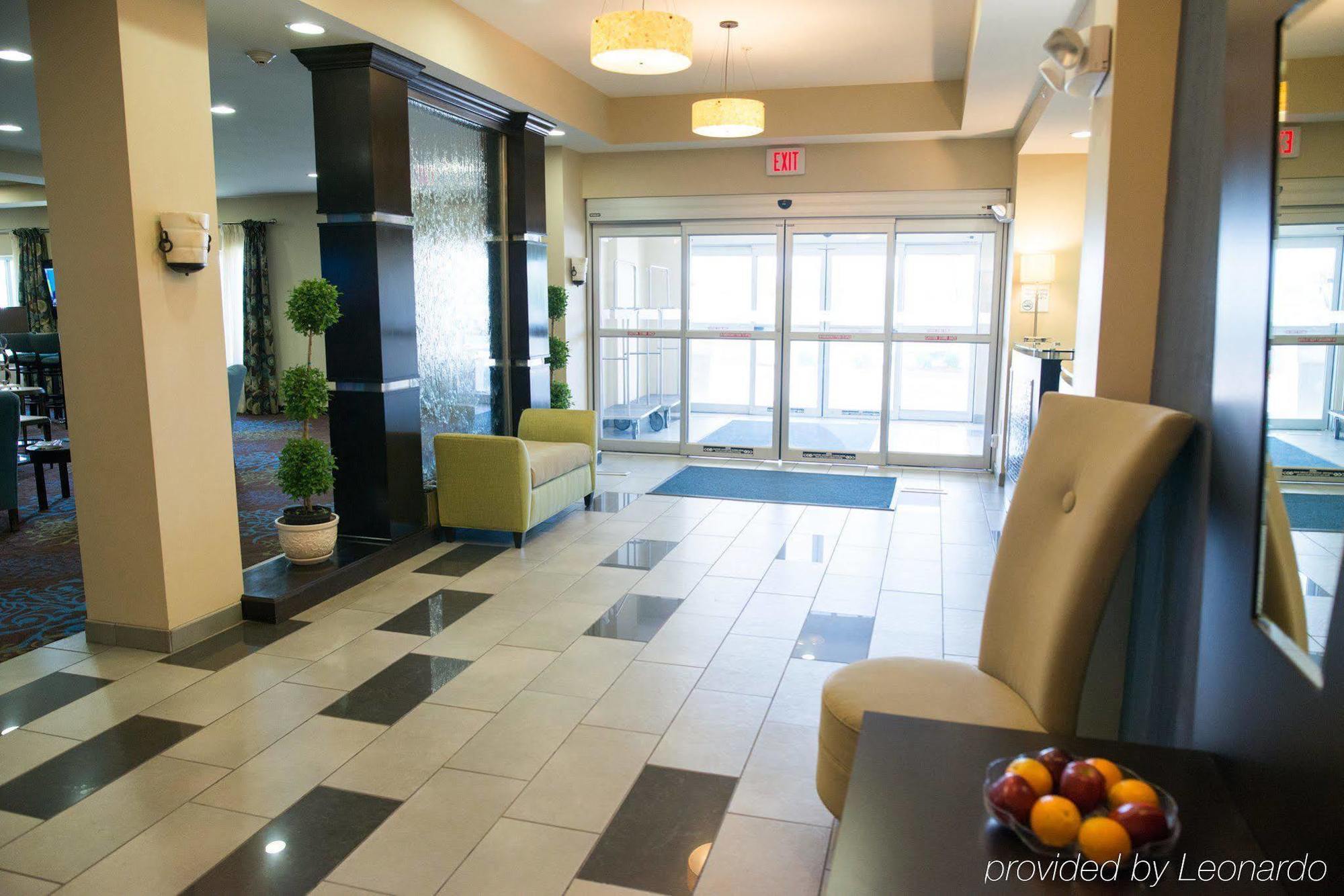 Express - Lea By Ihg Hotel Albert Lea